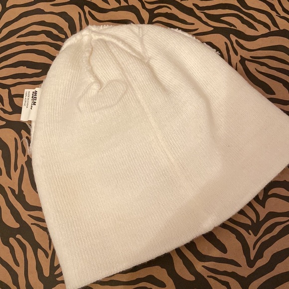 ELM Bear beanie skater - Picture 10 of 15